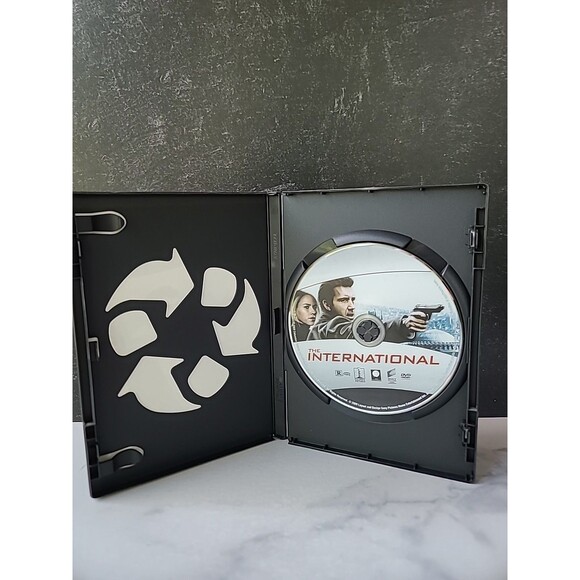 The International (DVD, 2009) - Picture 2 of 10